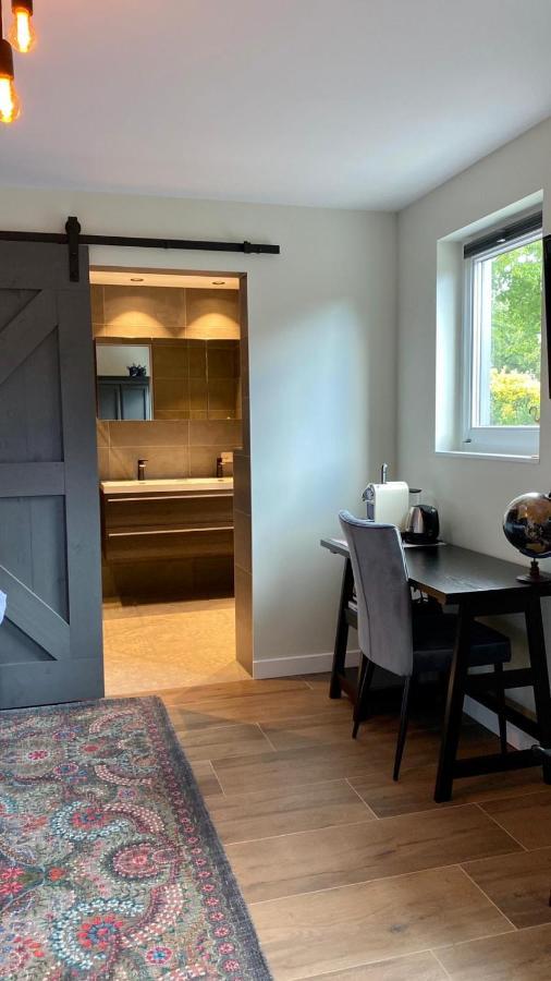 B&B In Het Slot Veldhoven Luaran gambar